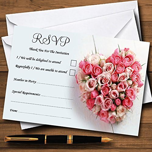 ורדים ורודים עם כרטיסי RSVP מותאמים אישית